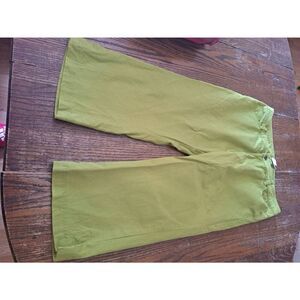 Size 16 Monroe and Main Green Capri Denim Jeans Tummy Control Casual Pants